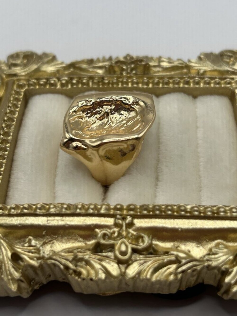 Gold Tone Organic Melted Metal Statement Ring Size 5.5 Sculptural Hammered Look - Picture 9 of 12